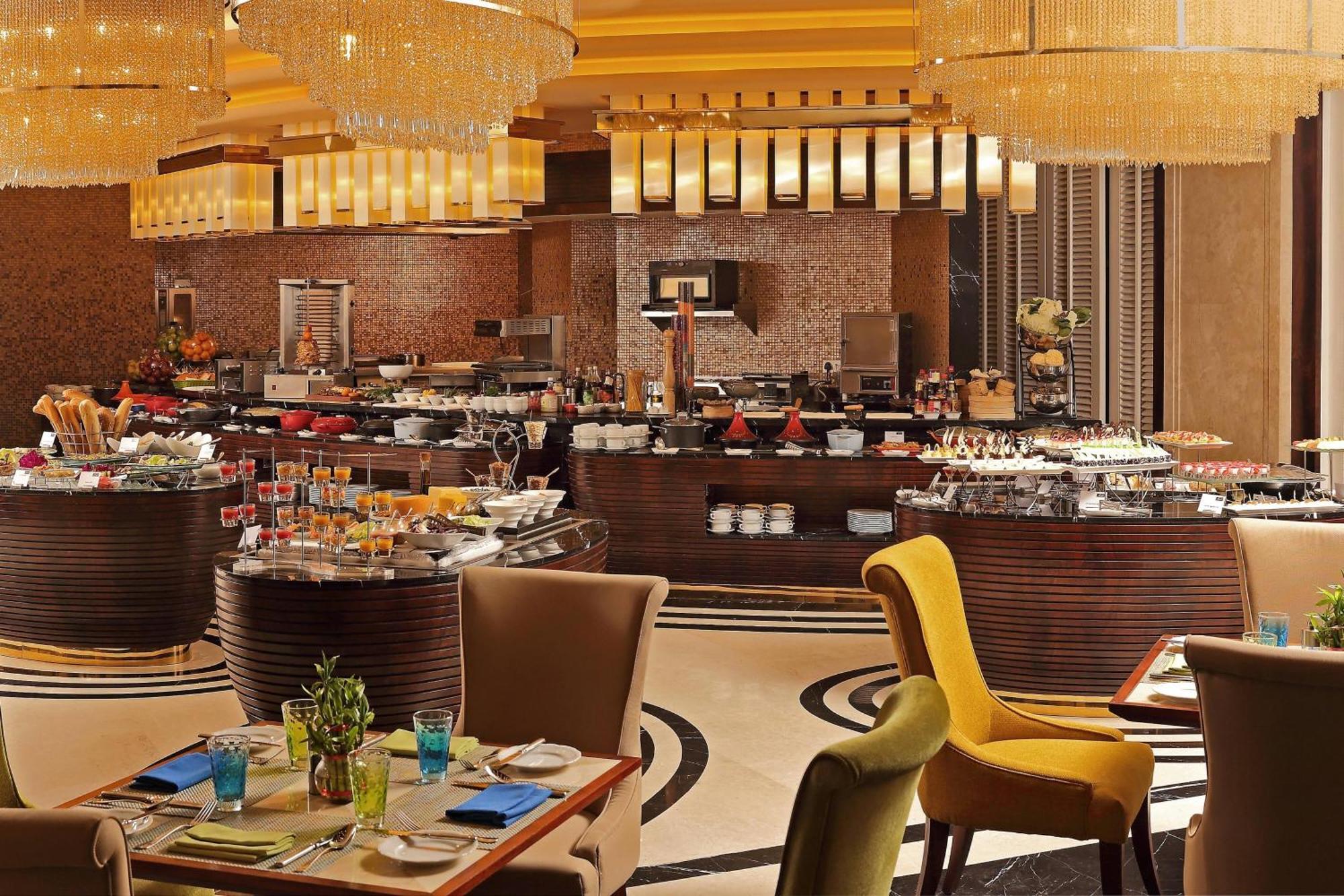 Sheraton Grand Pune Bund Garden Hotel Экстерьер фото