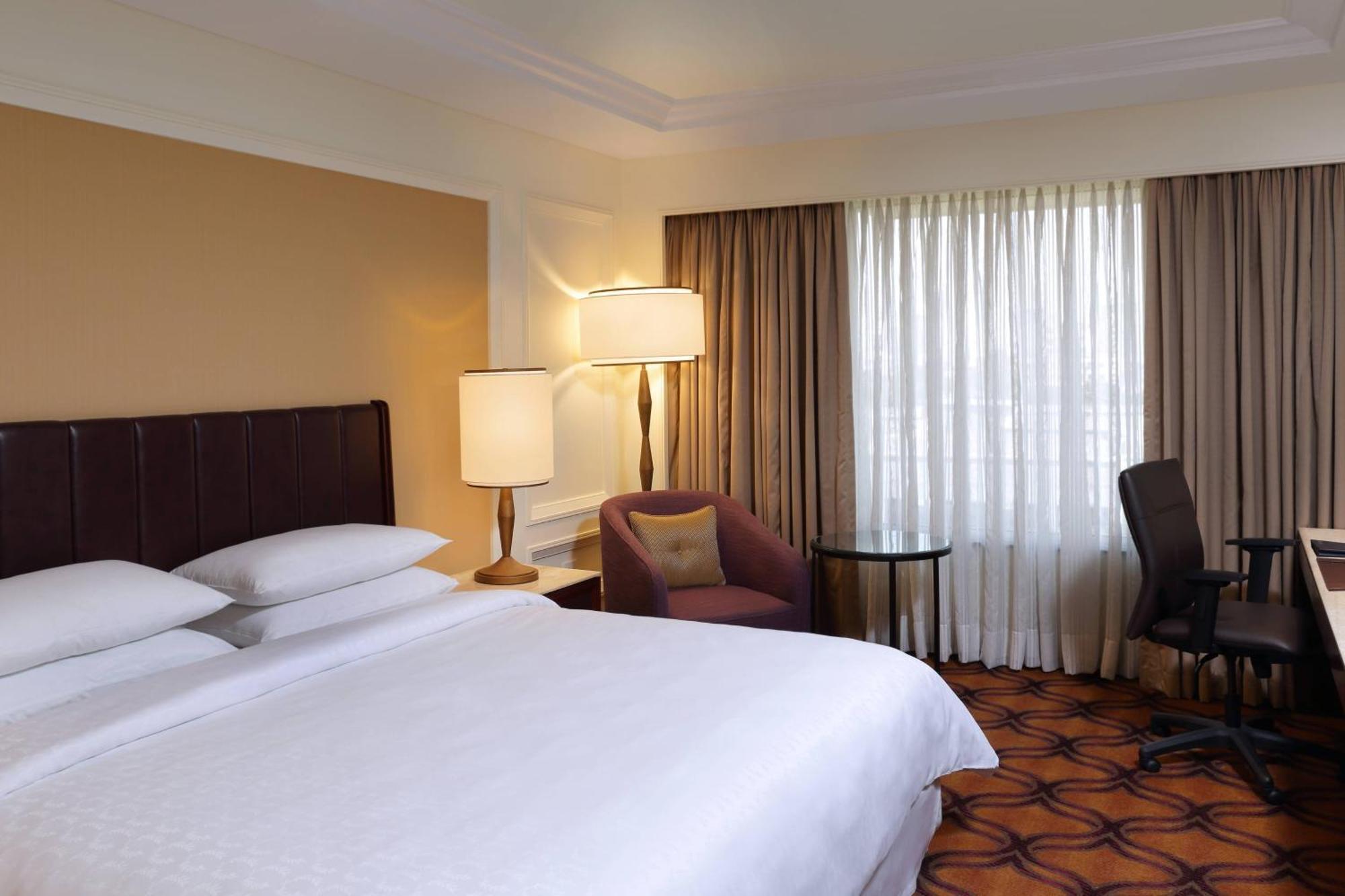 Sheraton Grand Pune Bund Garden Hotel Экстерьер фото