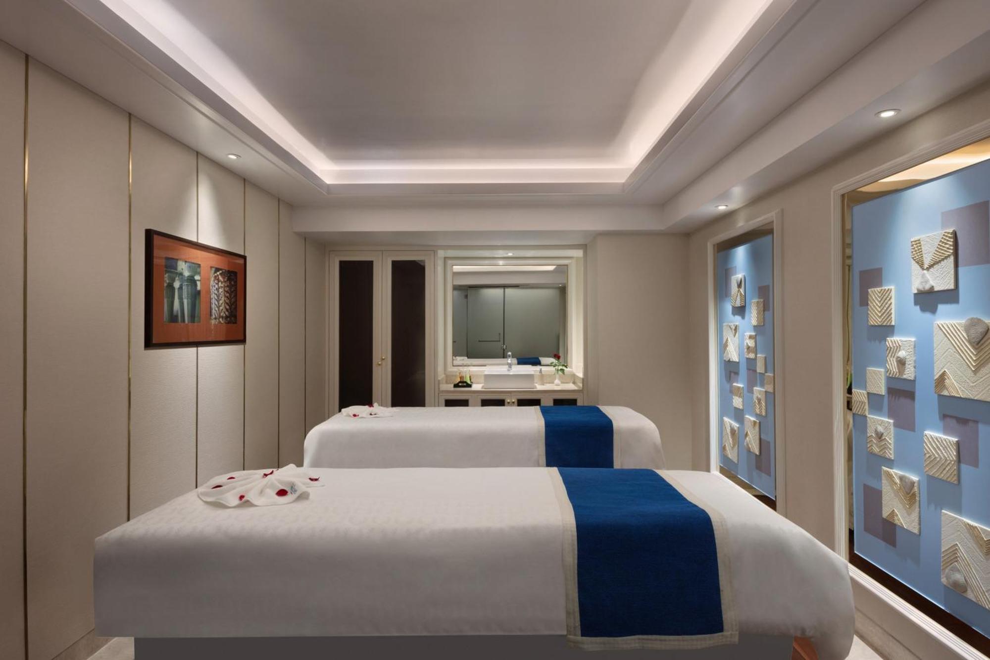 Sheraton Grand Pune Bund Garden Hotel Экстерьер фото