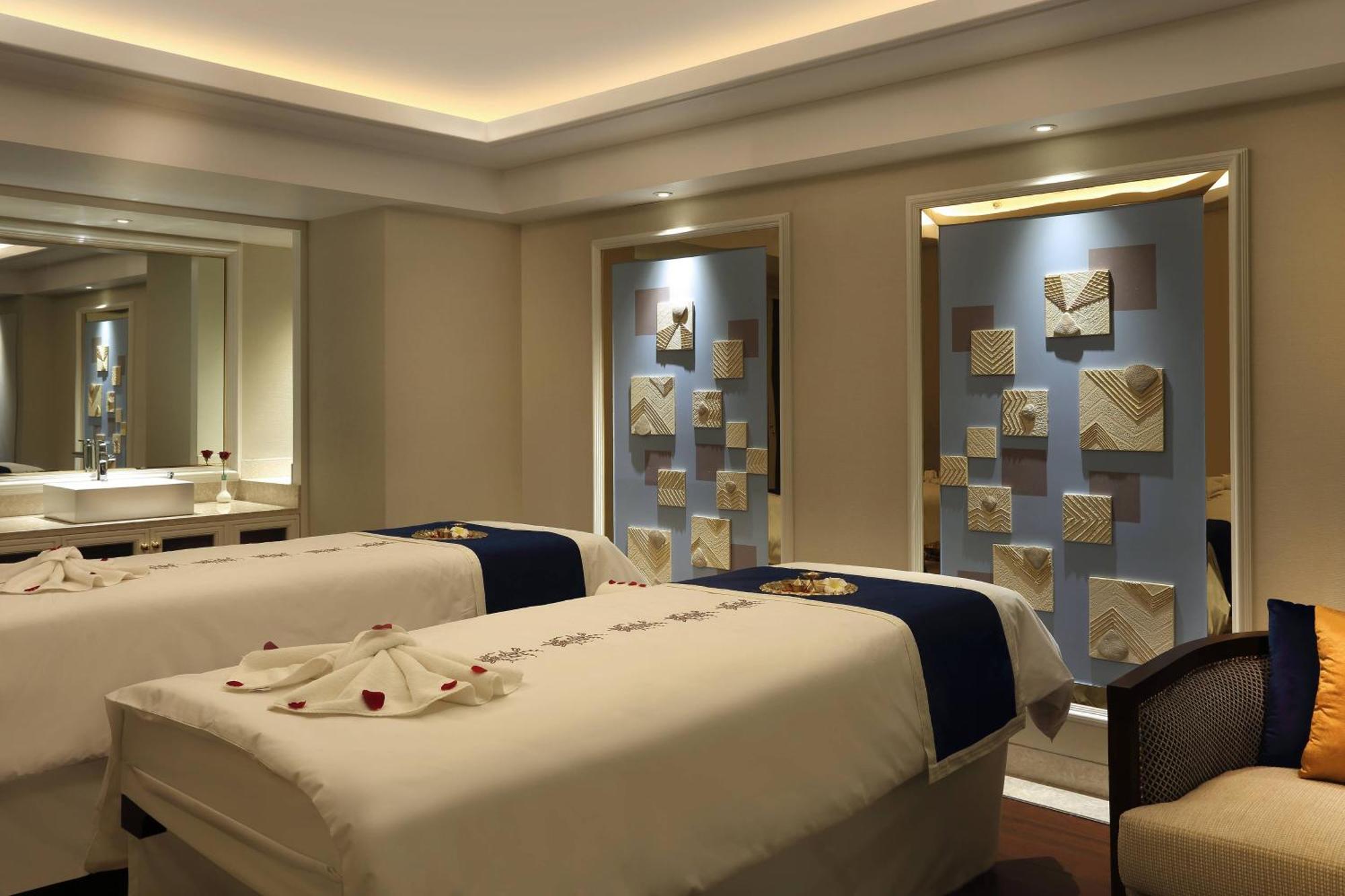 Sheraton Grand Pune Bund Garden Hotel Экстерьер фото