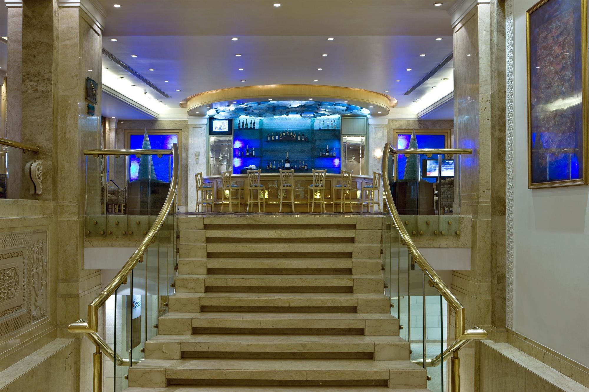 Sheraton Grand Pune Bund Garden Hotel Экстерьер фото